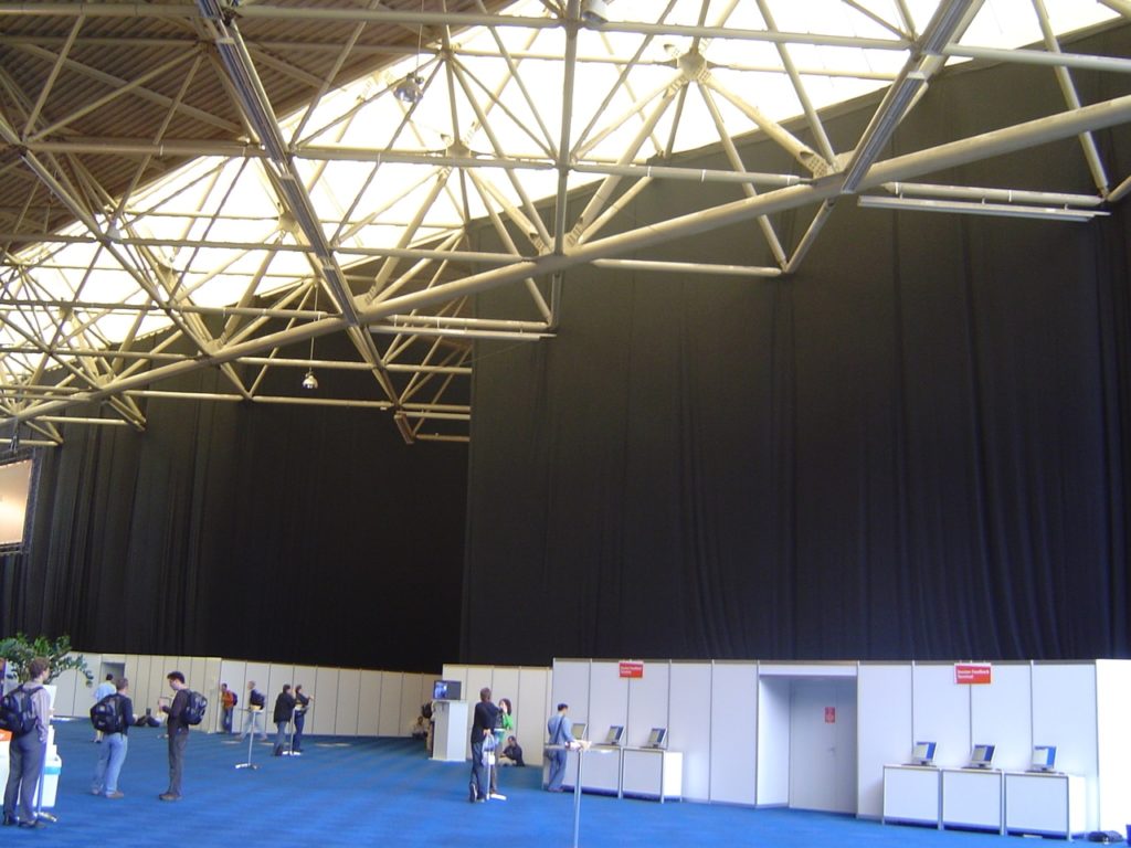 011_Drapes_Hire Drapes_image04 Backdrops and Drapes Hire