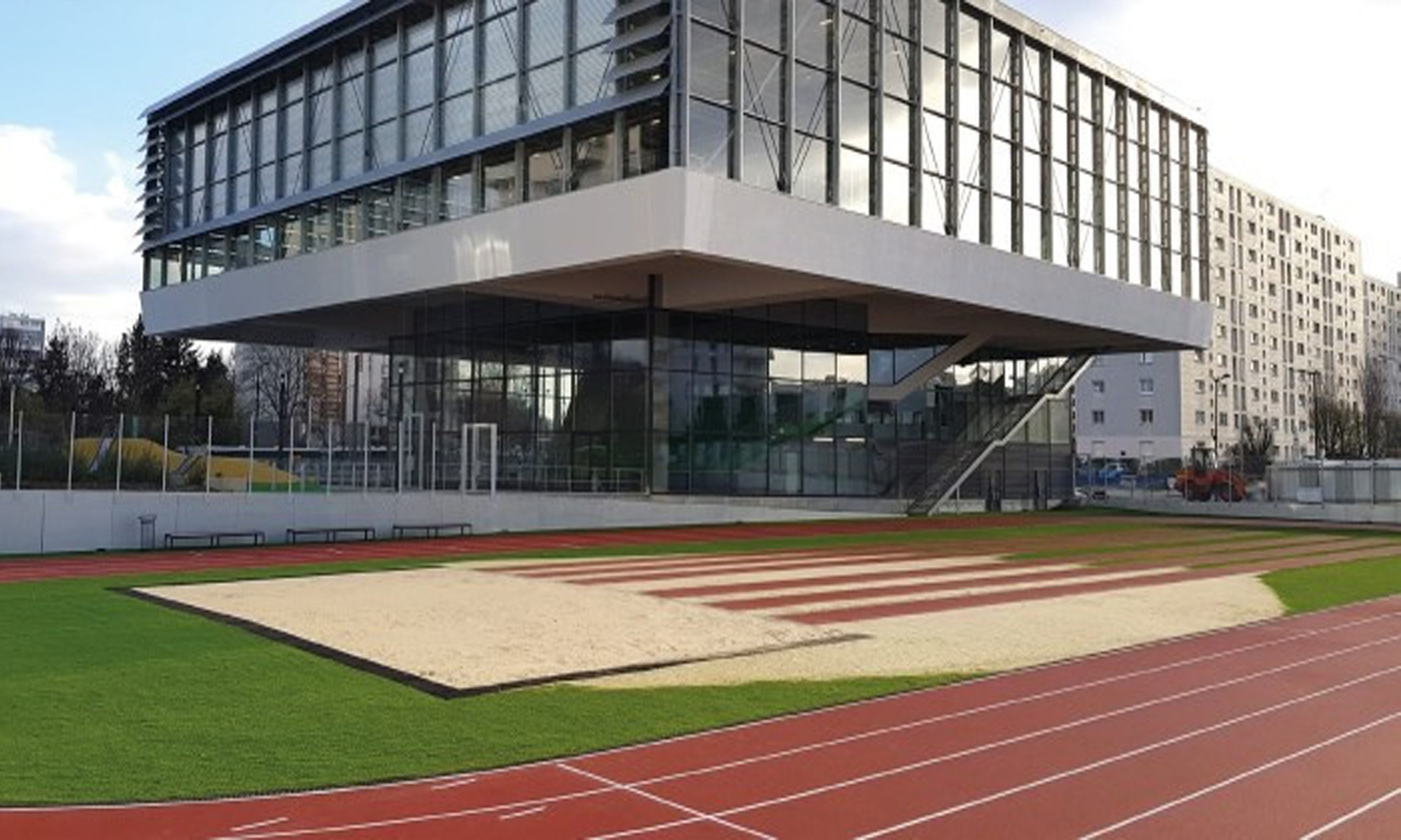 Intégration de patiences et rideaux à lla Arena Teddy Riner